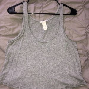 Grey loose fitting cropped tank top